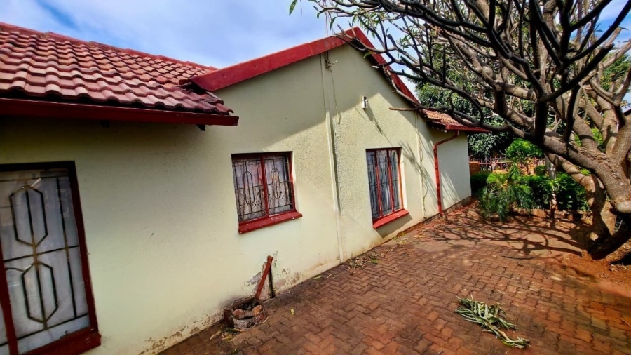 3 Bedroom Property for Sale in Geelhoutpark North West